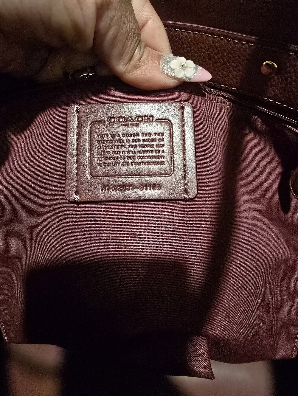 Coach Tote with matching wallet - Picture 4 of 9